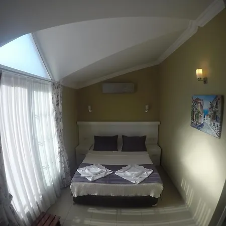 Mimoza Hotel