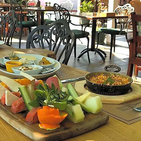 Mimoza Hotel