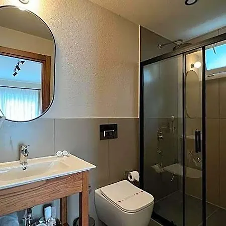 Mimoza Hotel 5*