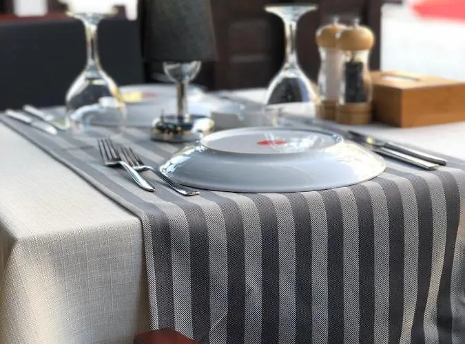 ホテル Mimoza オルデニズ